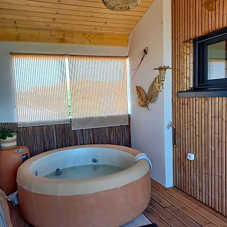 La Lagune Aux Oiseaux 4*
